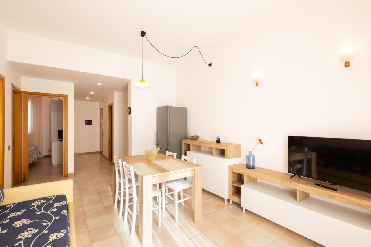 مارينا دي بييتراسانْت Riviera Residence المظهر الخارجي الصورة