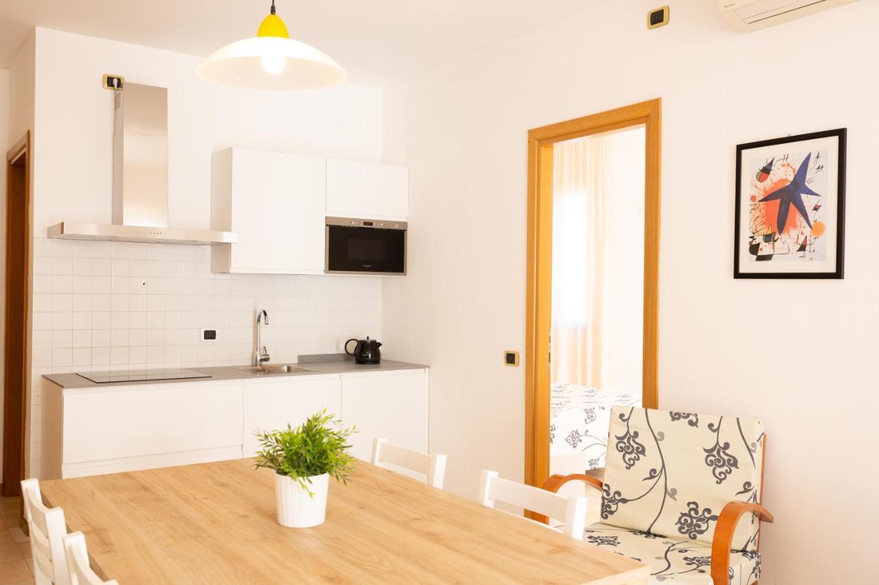 مارينا دي بييتراسانْت Riviera Residence المظهر الخارجي الصورة