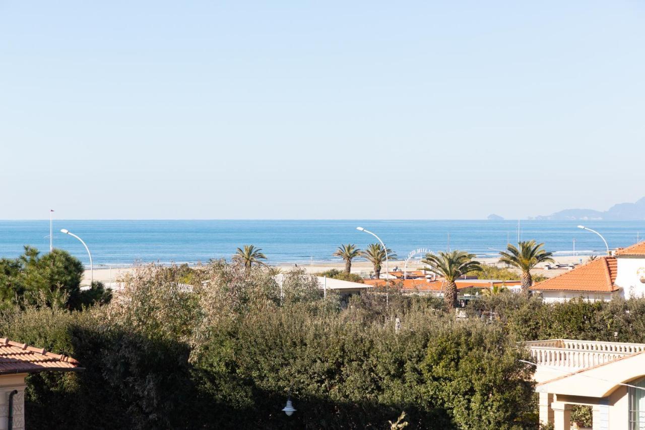 مارينا دي بييتراسانْت Riviera Residence المظهر الخارجي الصورة