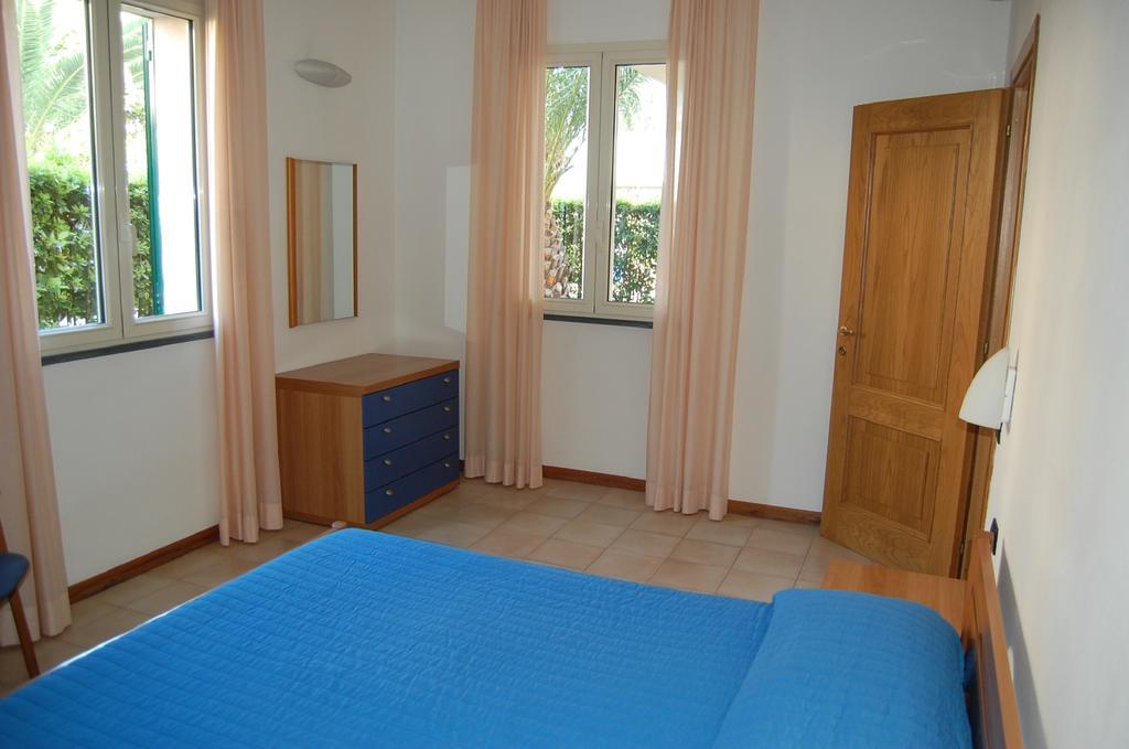 مارينا دي بييتراسانْت Riviera Residence المظهر الخارجي الصورة