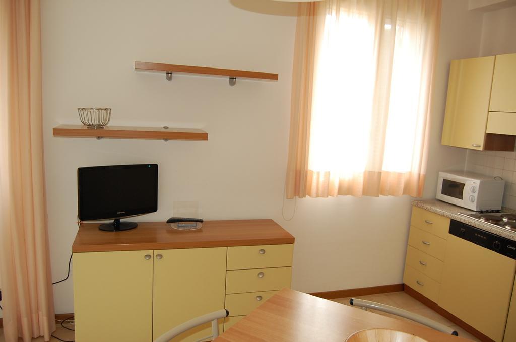 مارينا دي بييتراسانْت Riviera Residence المظهر الخارجي الصورة