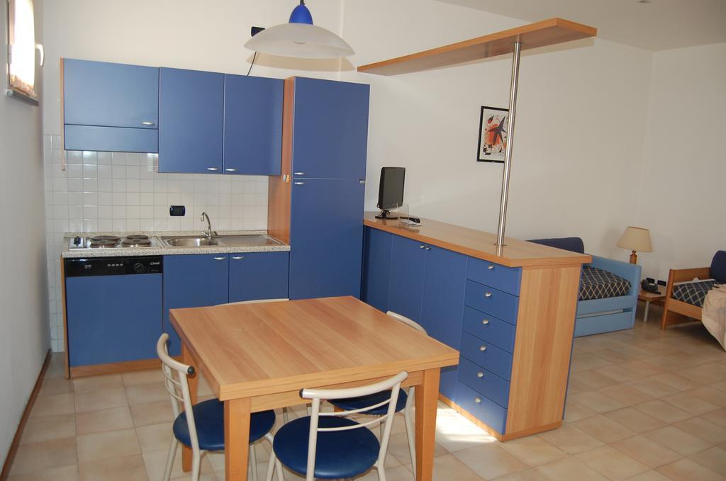 مارينا دي بييتراسانْت Riviera Residence المظهر الخارجي الصورة